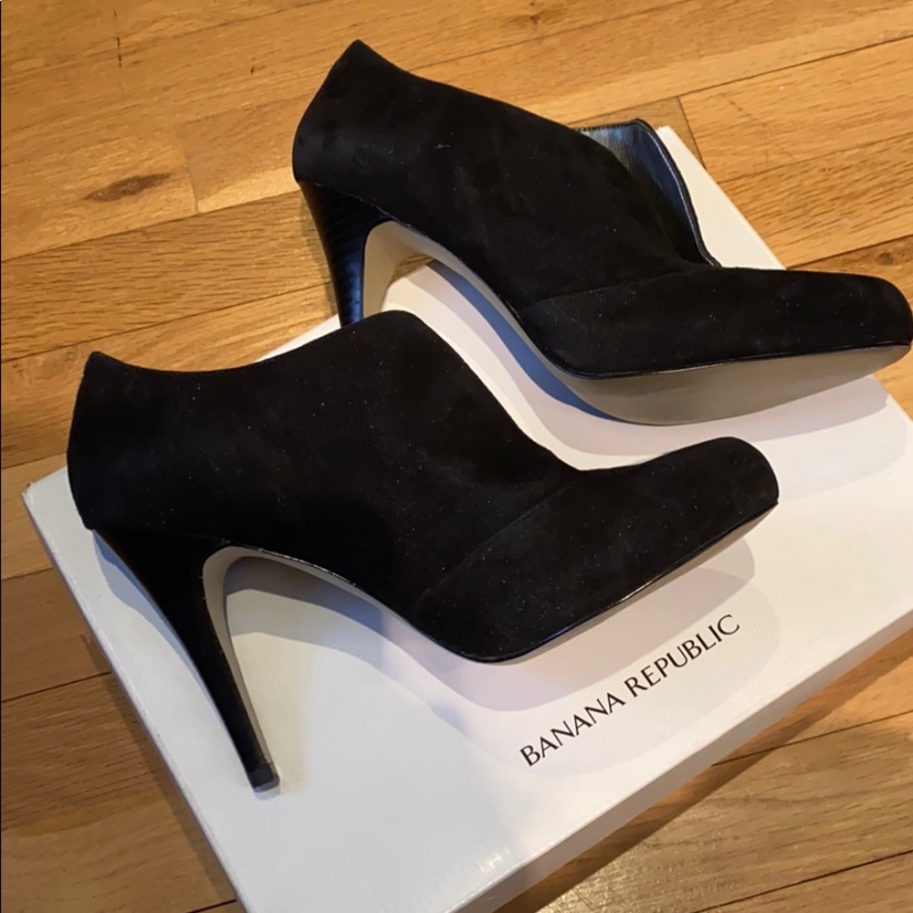 Black suede bootie - Picture 2 of 4